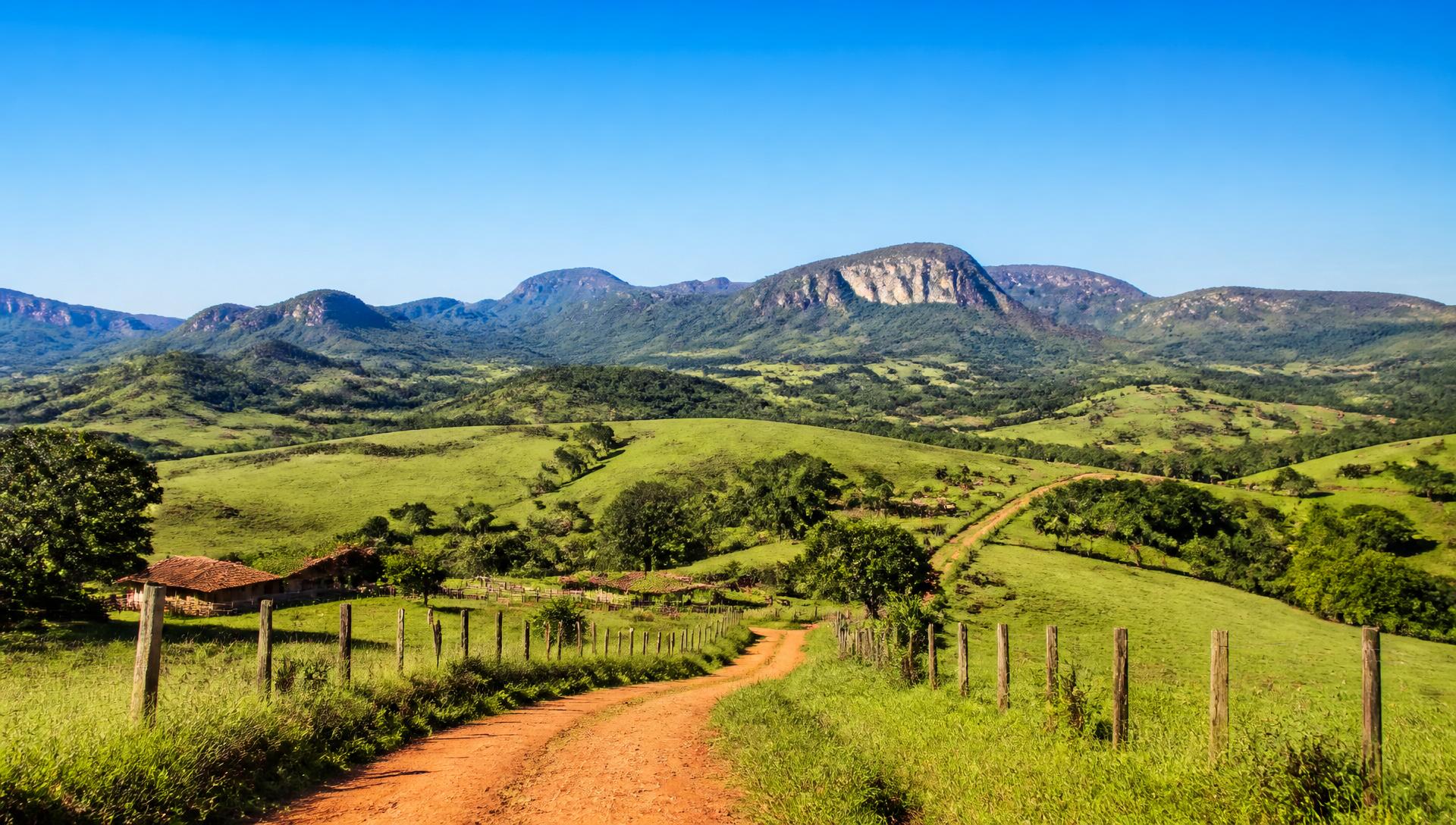 Terras rurais próximas ao Morro de São Jerônimo, Mato Grosso